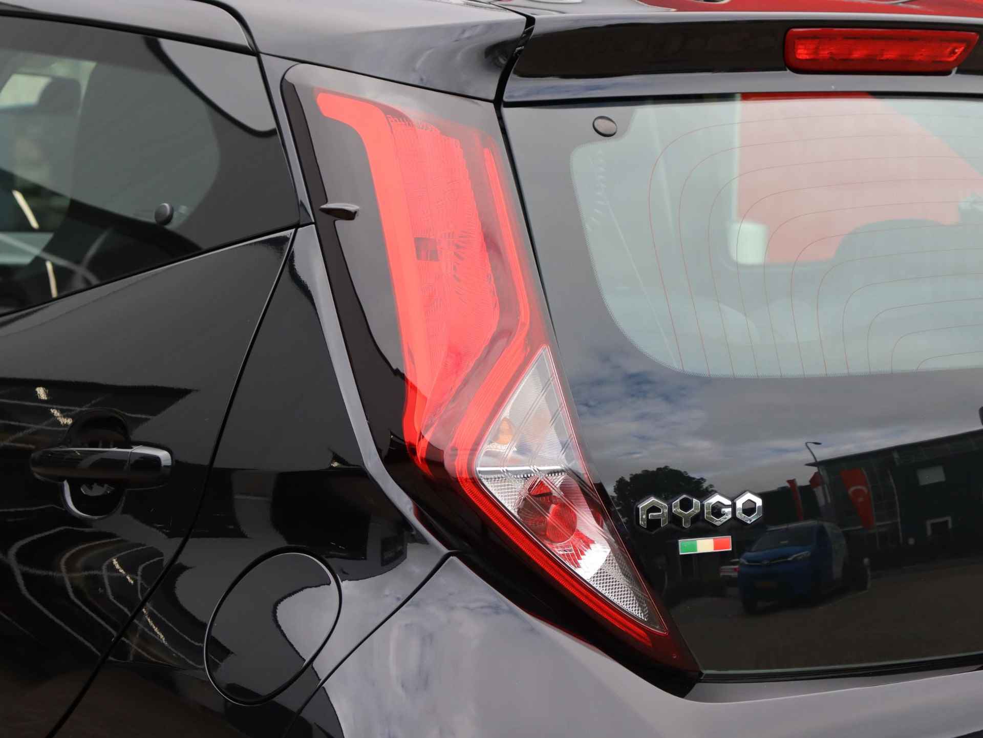 Toyota Aygo 1.0 VVT-i X-Play , Android auto, Apple Carplay - 16/34