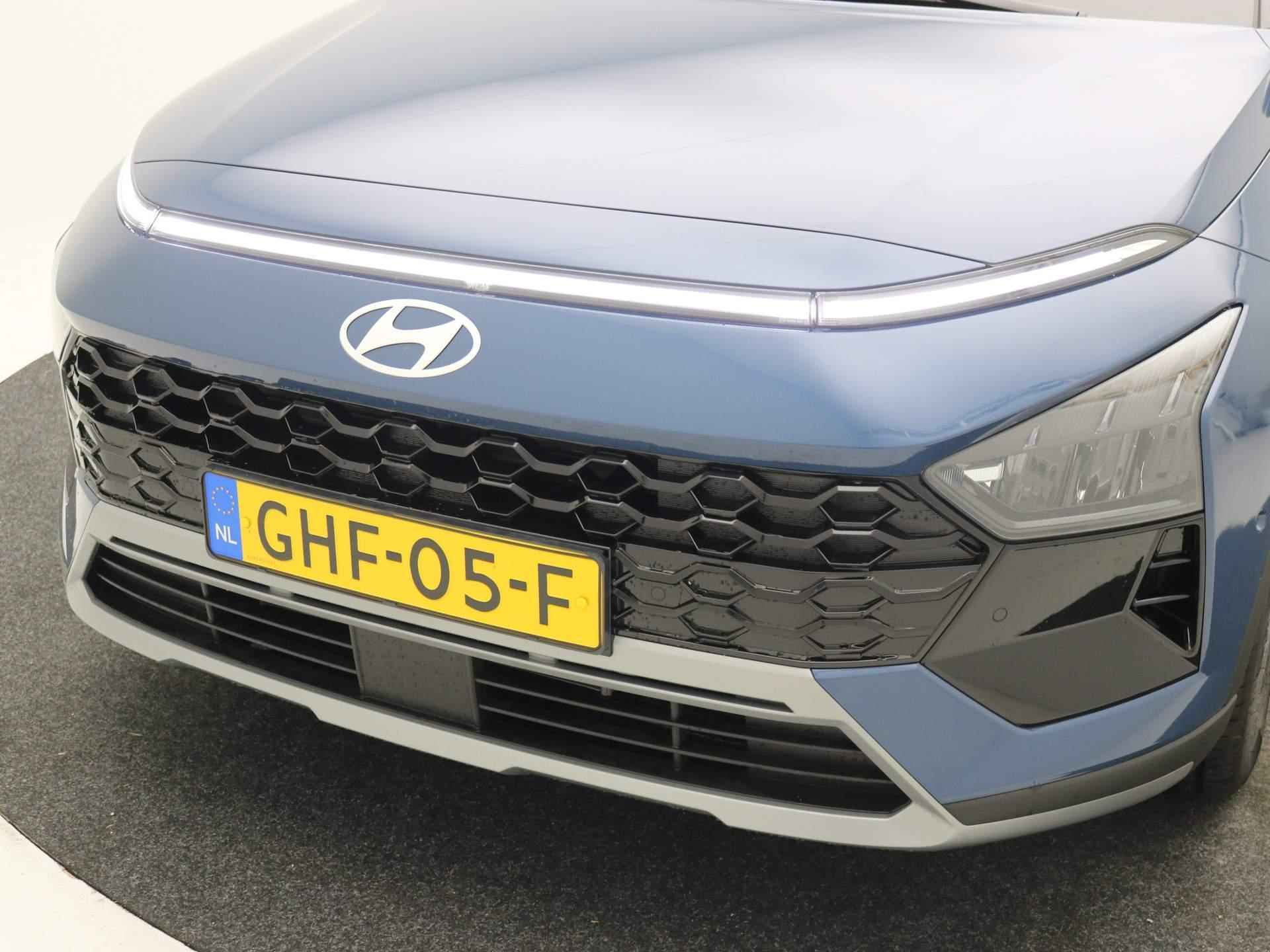 Hyundai Bayon 1.0 T-GDI Premium Sky / Navigatie / Nieuw model / LMV / Full LED lampen / Schuif-kanteldak / Cruise Control / Airco Climate control / - 64/67