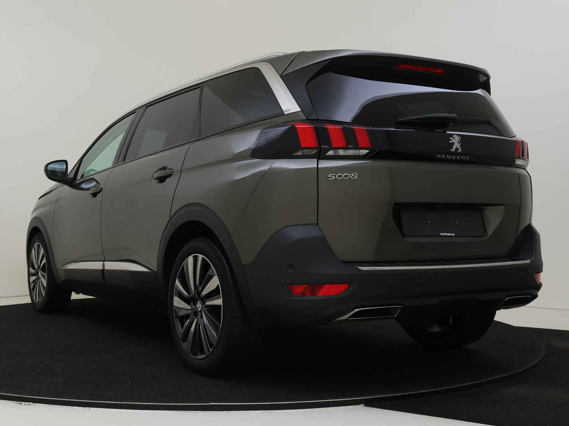 Peugeot 5008 1.2 PureTech Blue Lease Premium 130 pk | Navigatie | Panoramadak | Leder | Climate Control - 5/36