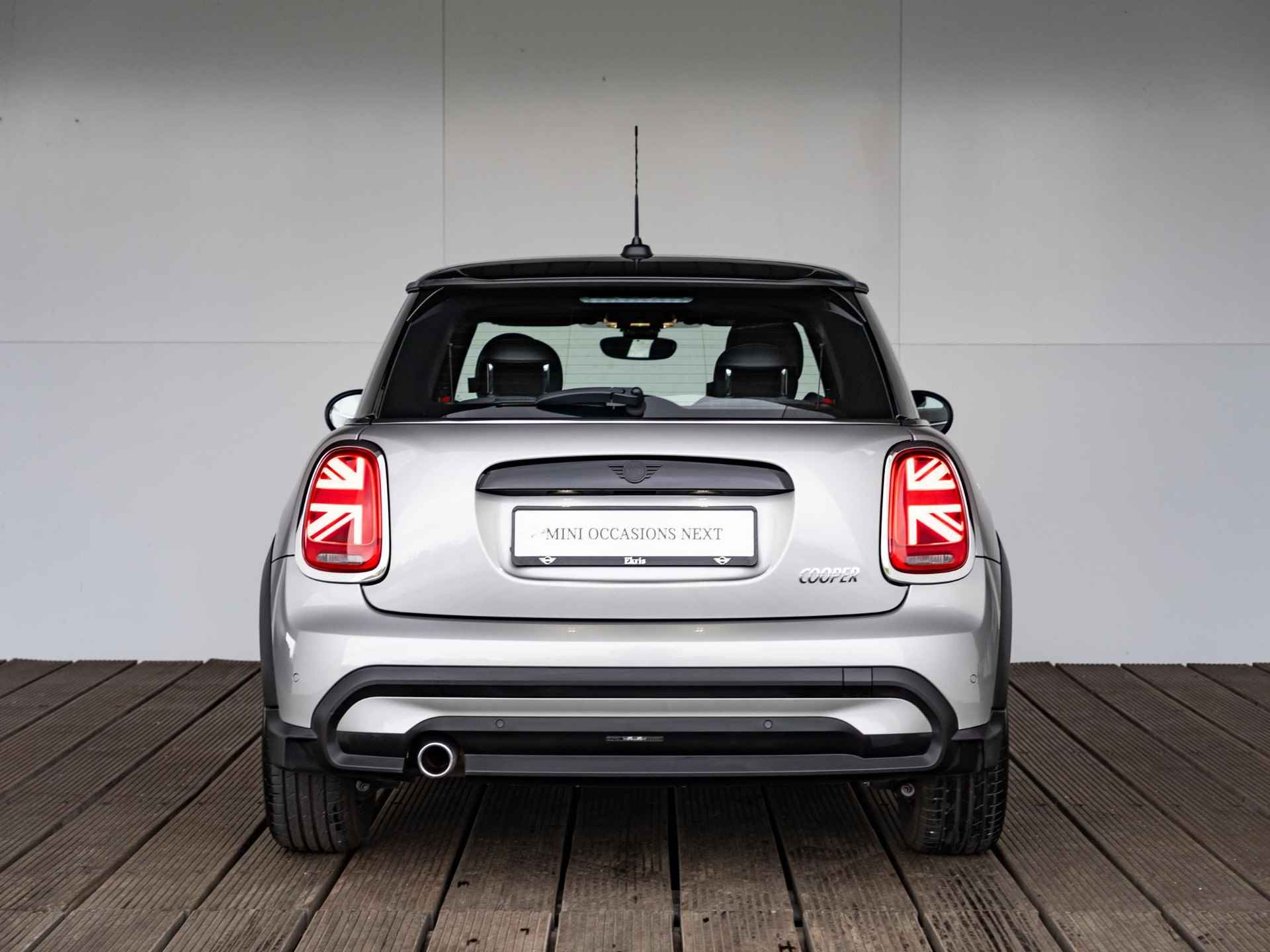 MINI 3-deurs Cooper Aut. Classic + Premium - 5/28