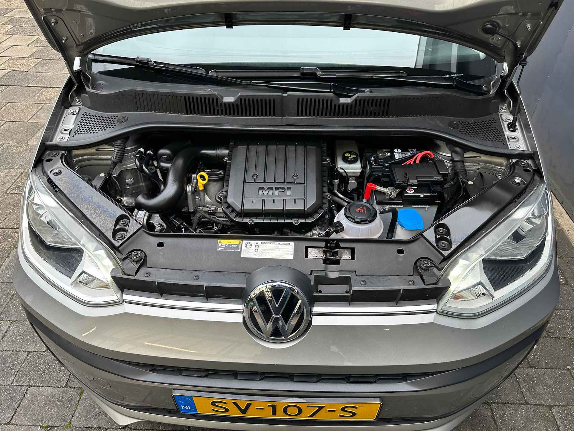 Volkswagen up! 1.0 BMT move up! DAB | Navi App | Airco | - 20/21