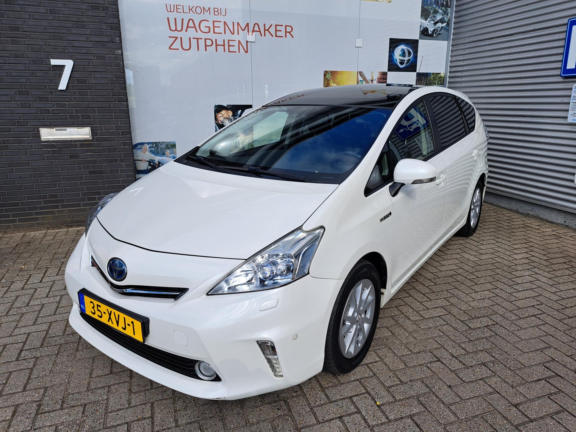 Toyota Prius Wagon 1.8 HYBRID DYNAMIC BUSINESS 7-PERS NAVI CAMERA LEDER STOELVERWARMING PANODAK