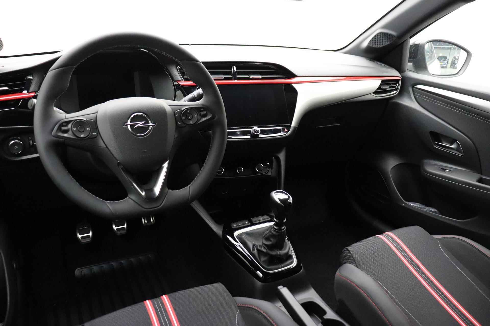 Opel Corsa 1.2 GS Line 100pk | Demo | Airco | Navigatie via Apple Carplay | Camera | Parkeersensoren | Getinte Achterramen - 7/31