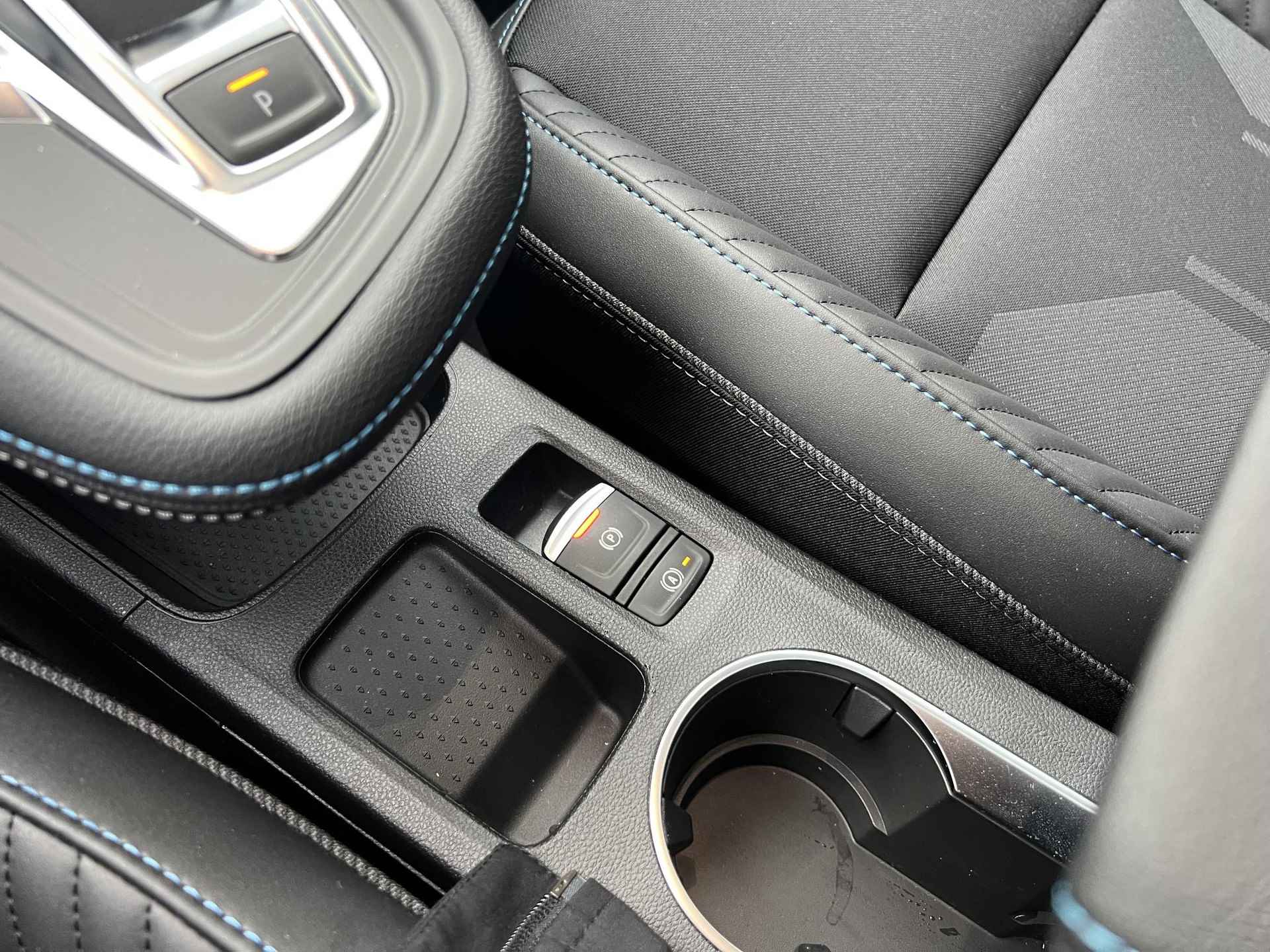 Renault Symbioz 1.6 E-Tech hybrid 145 esprit Alpine , Demo, Glazen dak, Harman & kardon, Cruise adaptief, Stoel verwarming, Voorruit verwarming, Elektrisch verstelbare voorstoelen, Elektrische achterklep - 29/37