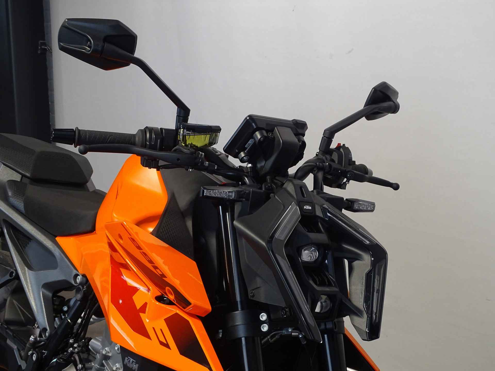 KTM 990 DUKE - 3/13