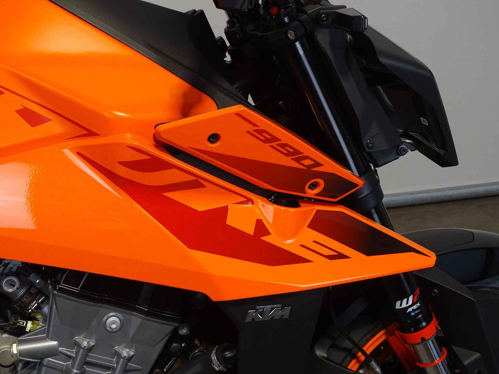 KTM 990 DUKE - 6/13