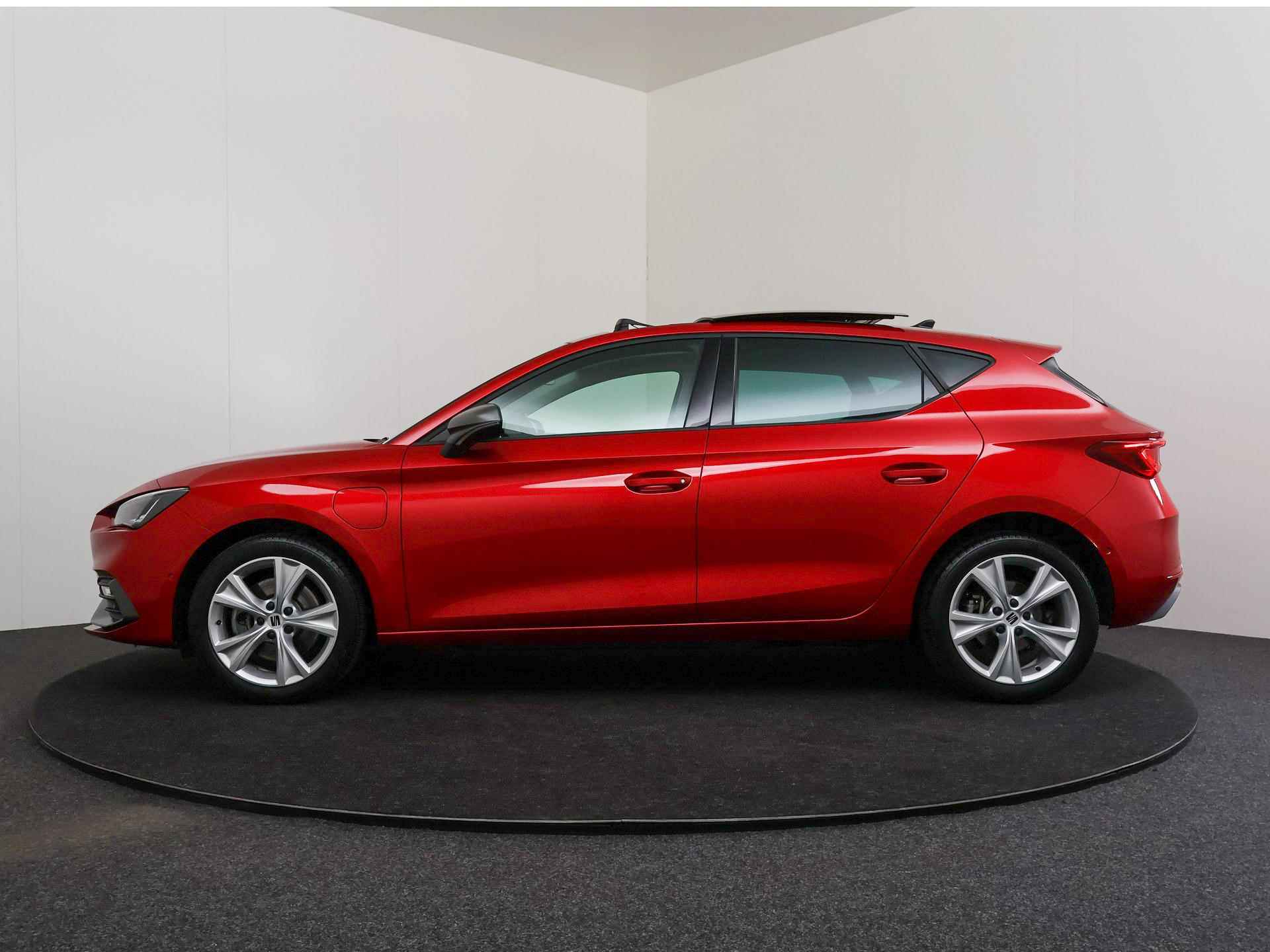 SEAT Leon 1.4 TSI eHybrid 204 PK PHEV FR | Panoramadak | Apple CarPlay | Full LED | Winter Pakket | - 6/55