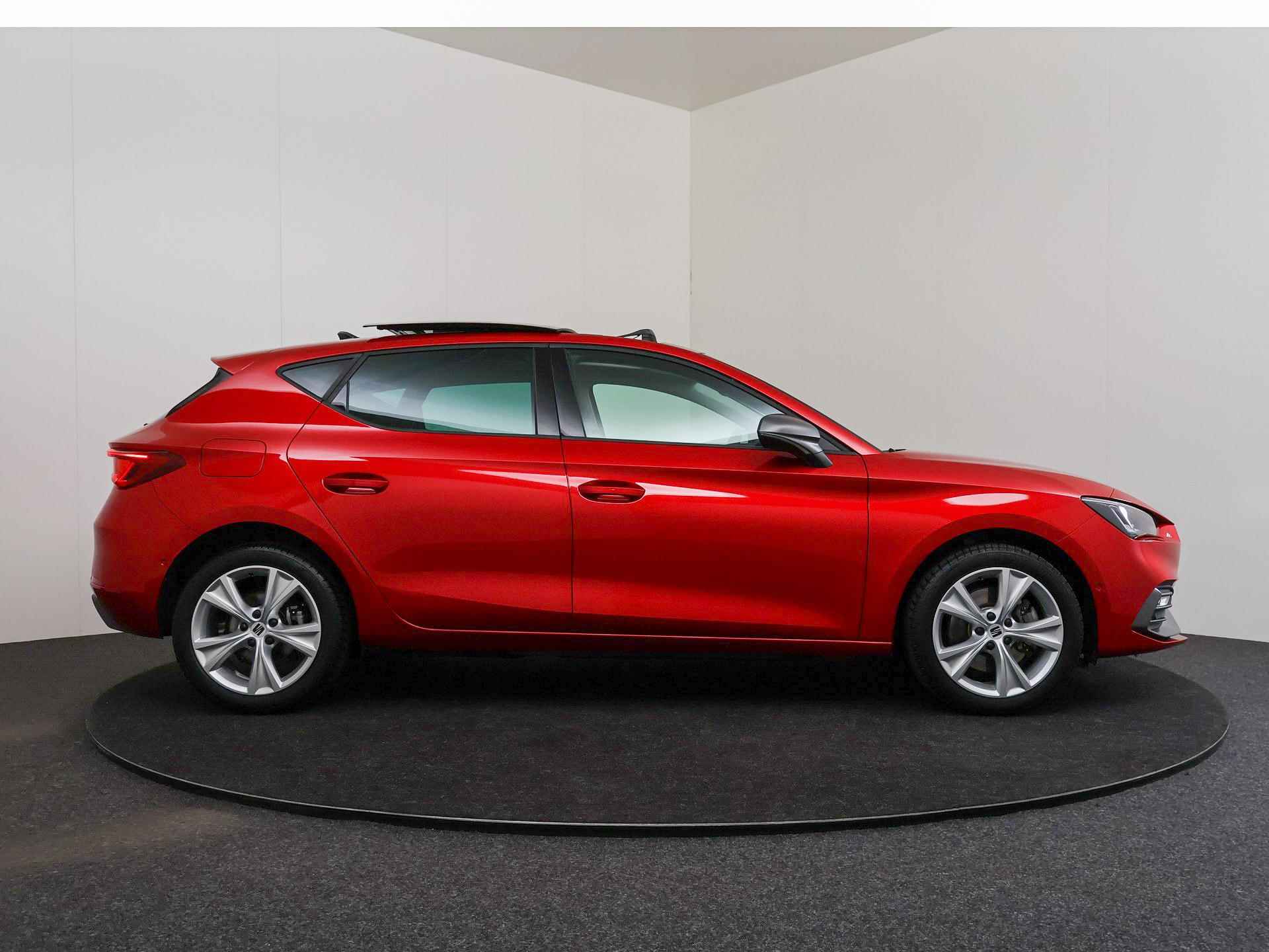 SEAT Leon 1.4 TSI eHybrid 204 PK PHEV FR | Panoramadak | Apple CarPlay | Full LED | Winter Pakket | - 9/55