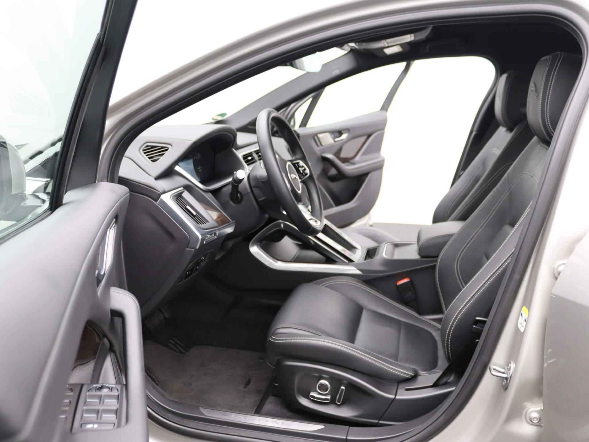 Jaguar I-PACE EV400 HSE 90 kWh | 3 Fase | Luchtvering | Panorama Dak | Adaptive Cruise | 1e eigenaar | Adaptieve Cruise | Draadloos Apple Carplay | Stoel/Stuur Verw. | - 13/49