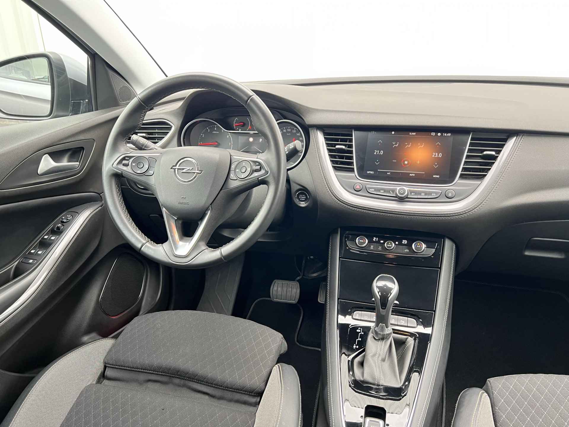 Opel Grandland X 1.2 Turbo 130 PK Business Executive | Apple Carplay/Android Auto | Led matrix koplampen | Dodehoek detector | Navi | Parkeersens - 17/33