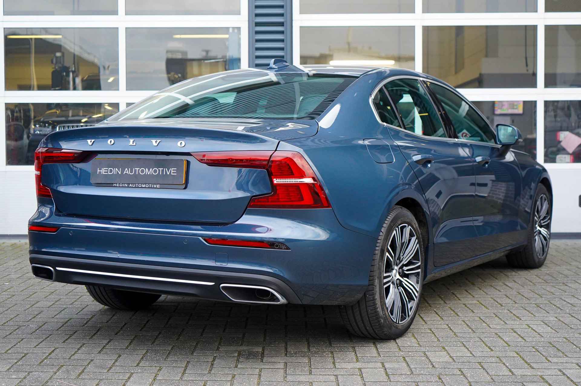 Volvo S60 2.0 B3 Inscription Elektrisch verstelbare bestuurdersstoel | Pilot Assist | Keyless Entry | Semi Elektrische Trekhaak - 6/30