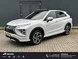 Mitsubishi Eclipse Cross 2.4 PHEV Prestige / 1500kg Trekgewicht / Schuifdak / Adaptieve Cruise Control / Lederen Bekleding / Fabrieks garantie tot 01-2027 of 100.000 km