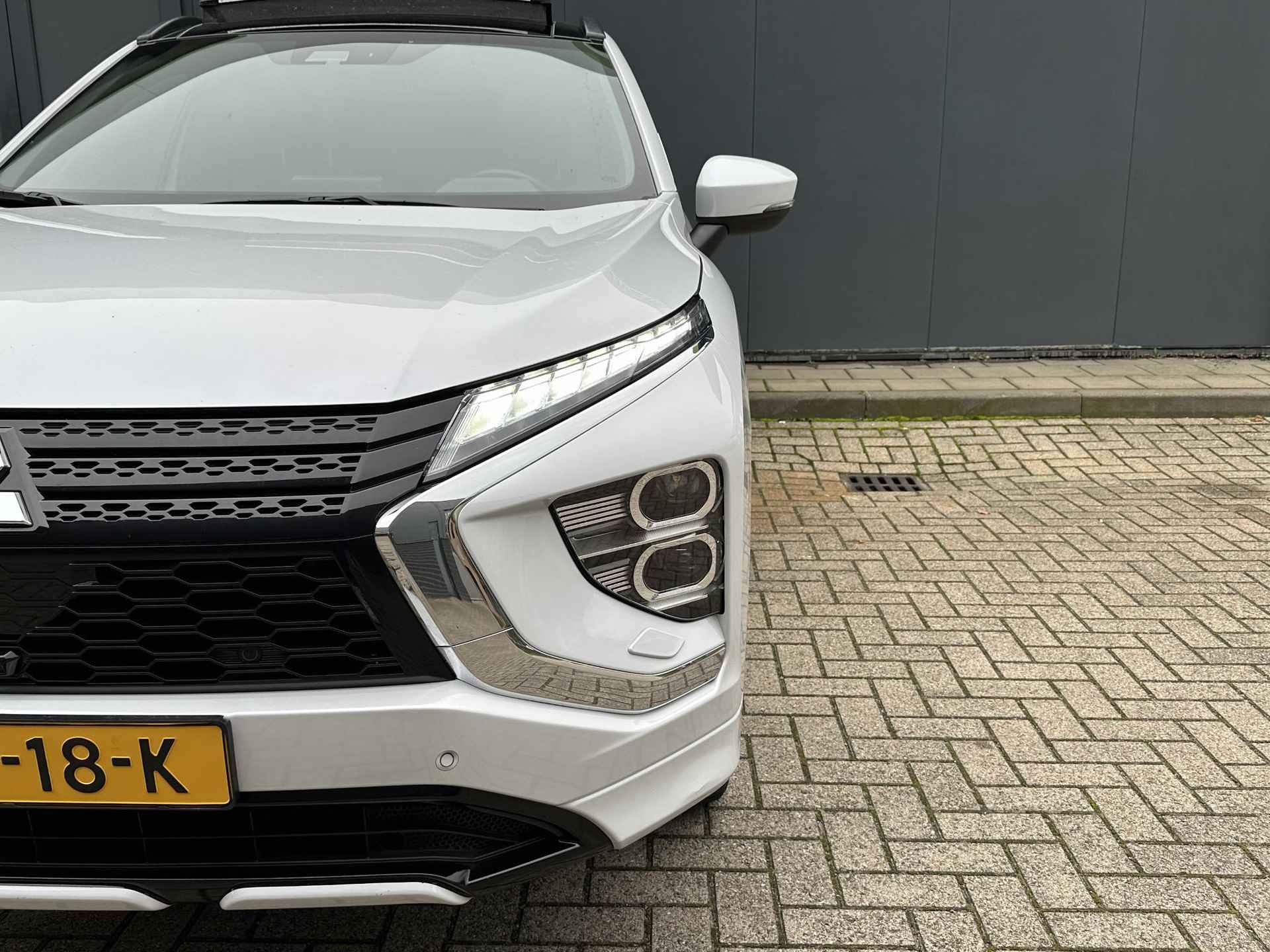 Mitsubishi Eclipse Cross 2.4 PHEV Prestige / 1500kg Trekgewicht / Schuifdak / Adaptieve Cruise Control / Lederen Bekleding / Fabrieks garantie tot 01-2027 of 100.000 km - 27/37