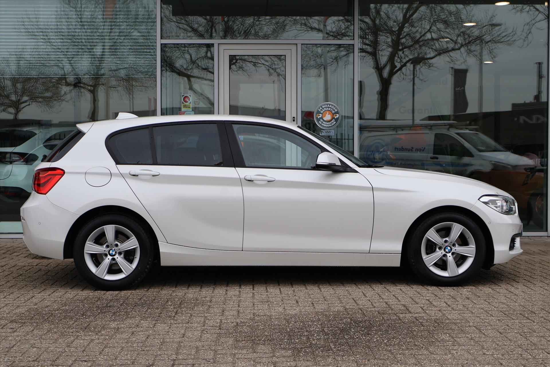 BMW 1-Serie (f20) 118i SportLine 136pk AUT I Climate I Stoelverwarming I Navi I Leder - 11/39