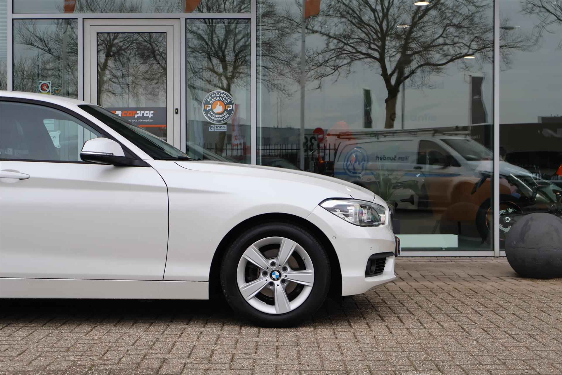 BMW 1-Serie (f20) 118i SportLine 136pk AUT I Climate I Stoelverwarming I Navi I Leder - 12/39