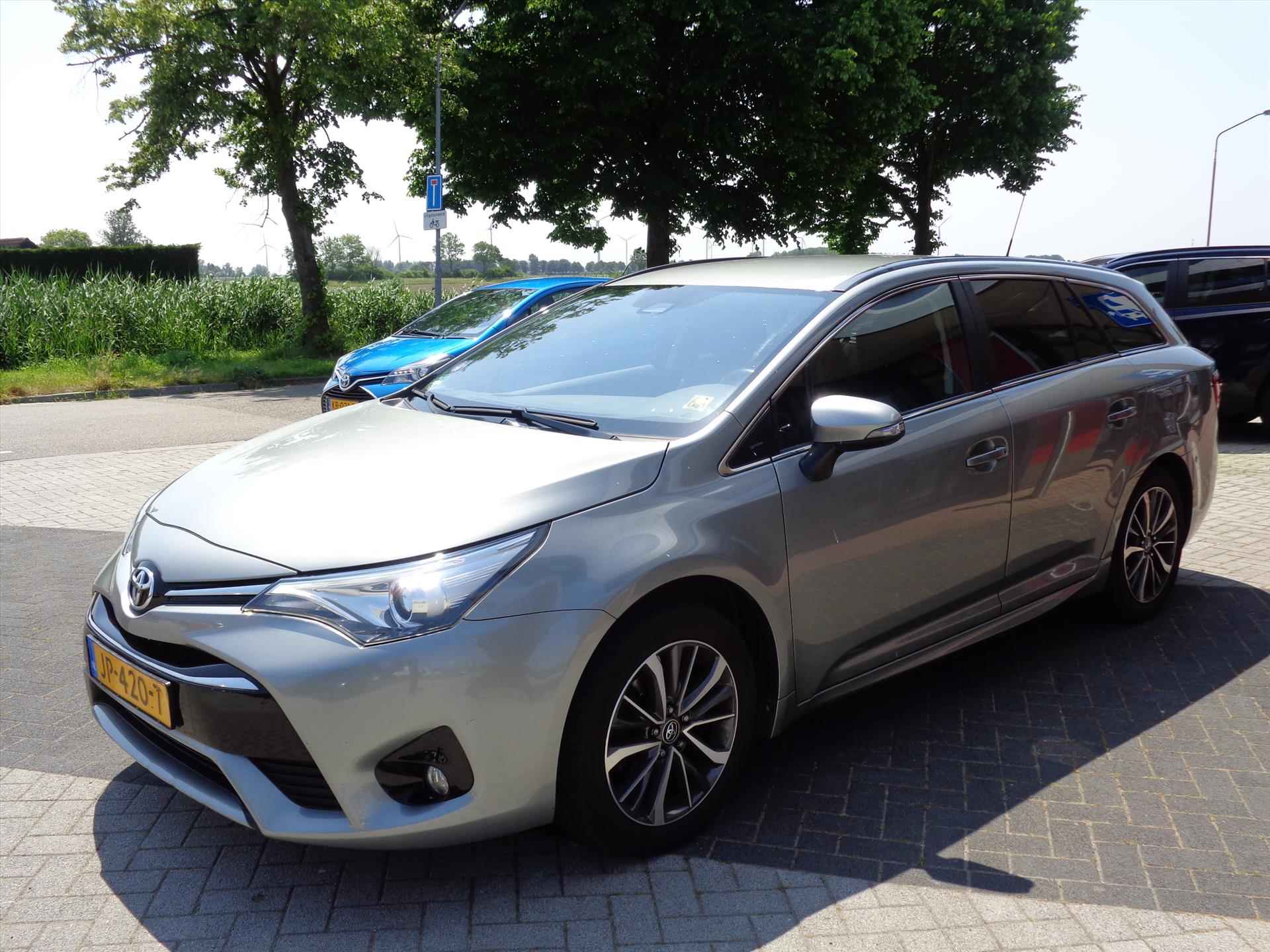 TOYOTA Avensis 1.8 VVT-i 147pk AUT Lease Pro | NAVIGATIE | CAMERA | - 4/52