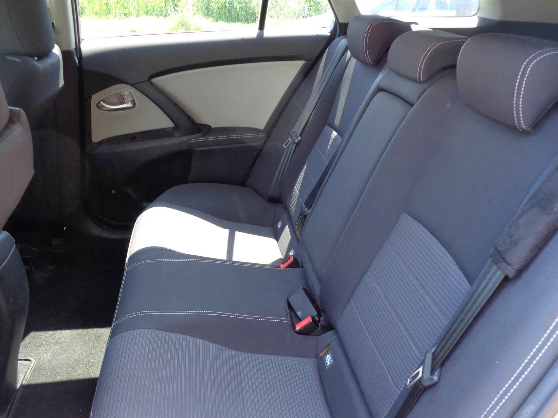 TOYOTA Avensis 1.8 VVT-i 147pk AUT Lease Pro | NAVIGATIE | CAMERA | - 10/52