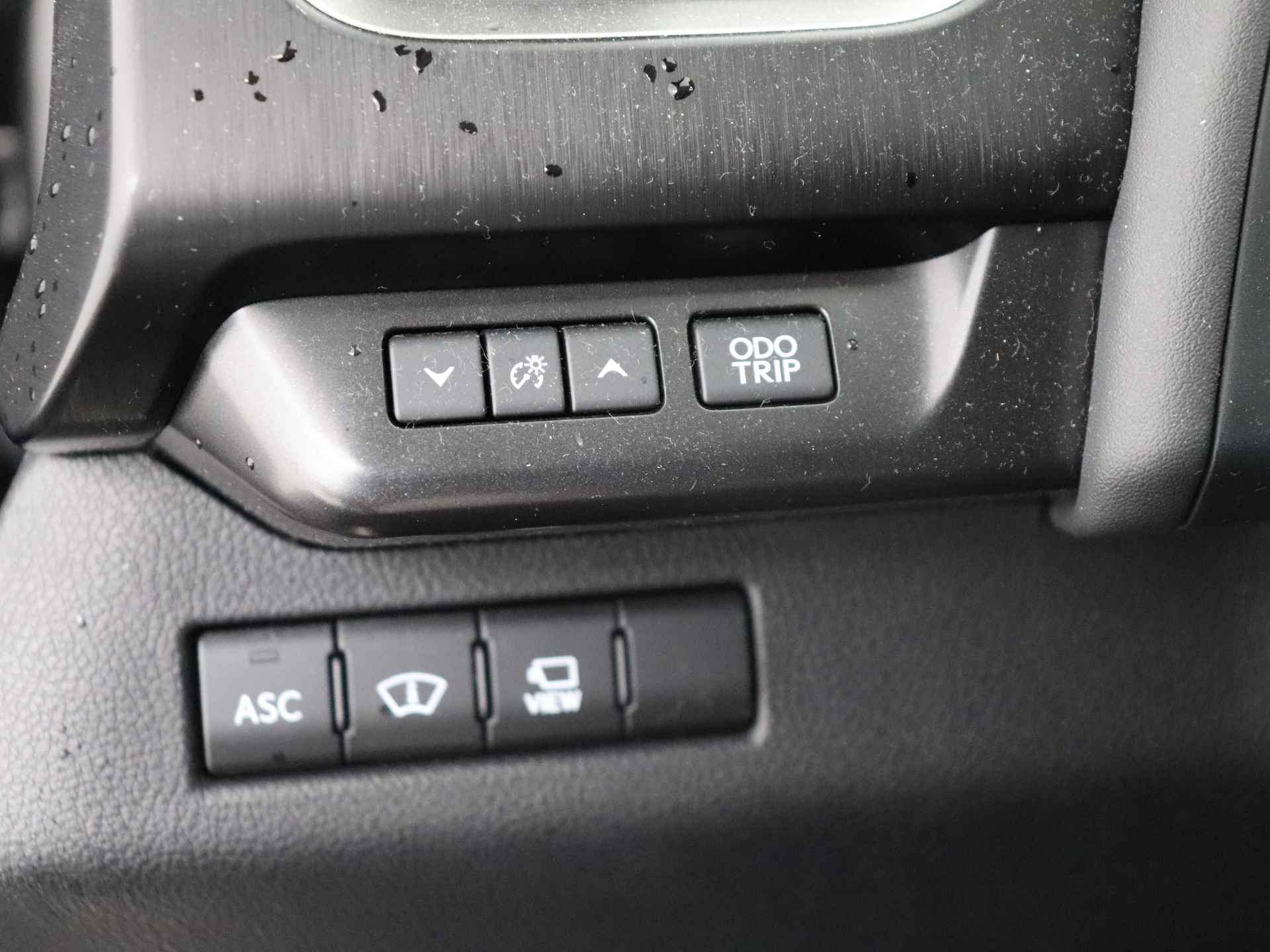 Lexus UX 300e Executive | Mark Levinson | Stoelverwarming en -ventilatie | Head-up Display | - 16/46
