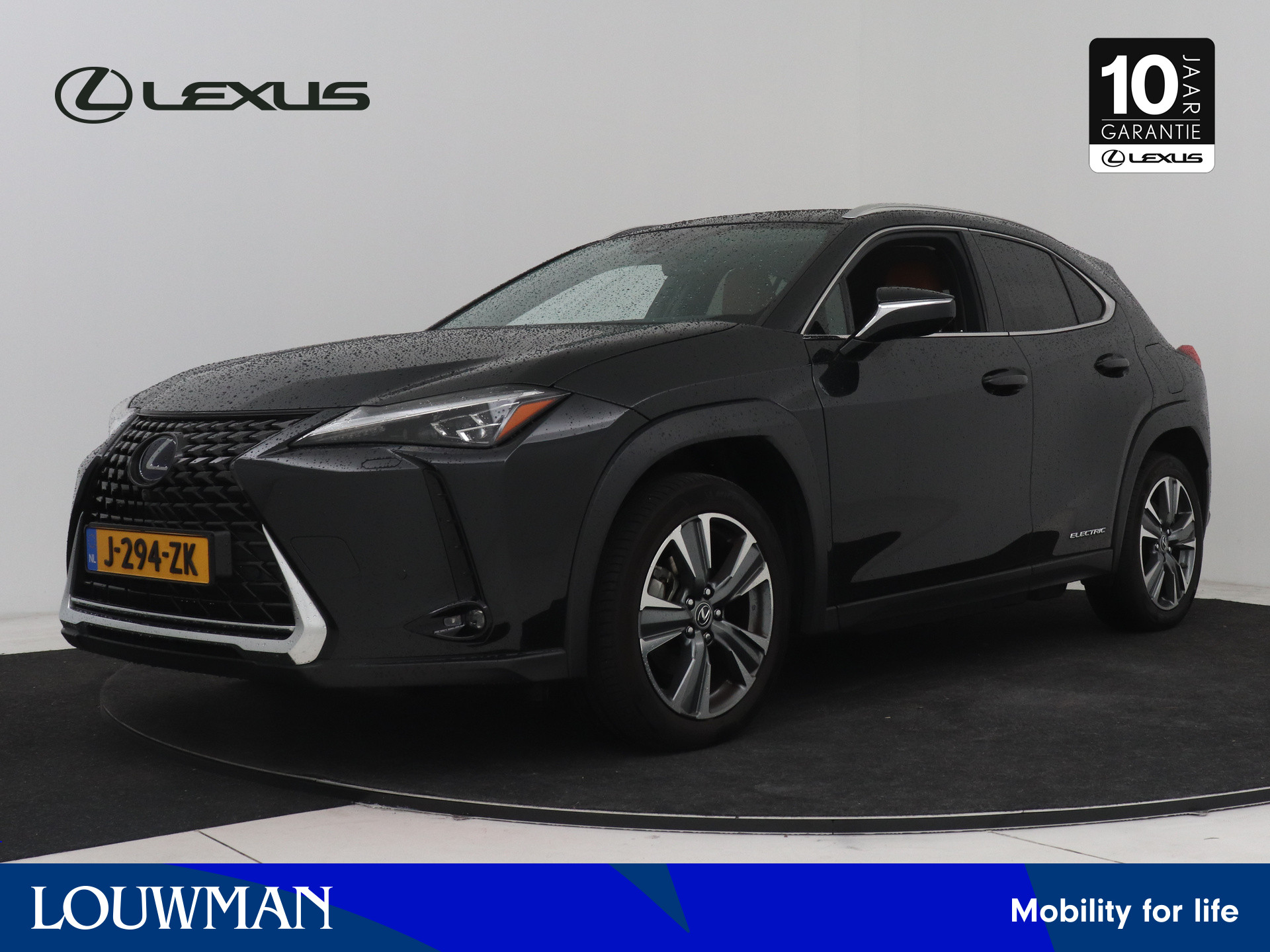 Lexus UX 300e Executive | Mark Levinson | Stoelverwarming en -ventilatie | Head-up Display |