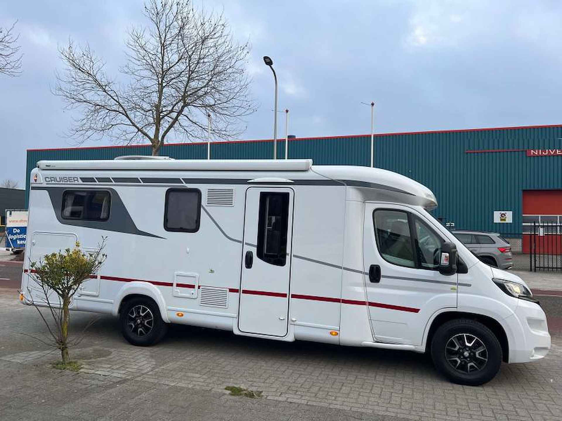 LMC Cruiser T 732 G Zeer compleet - 3/25