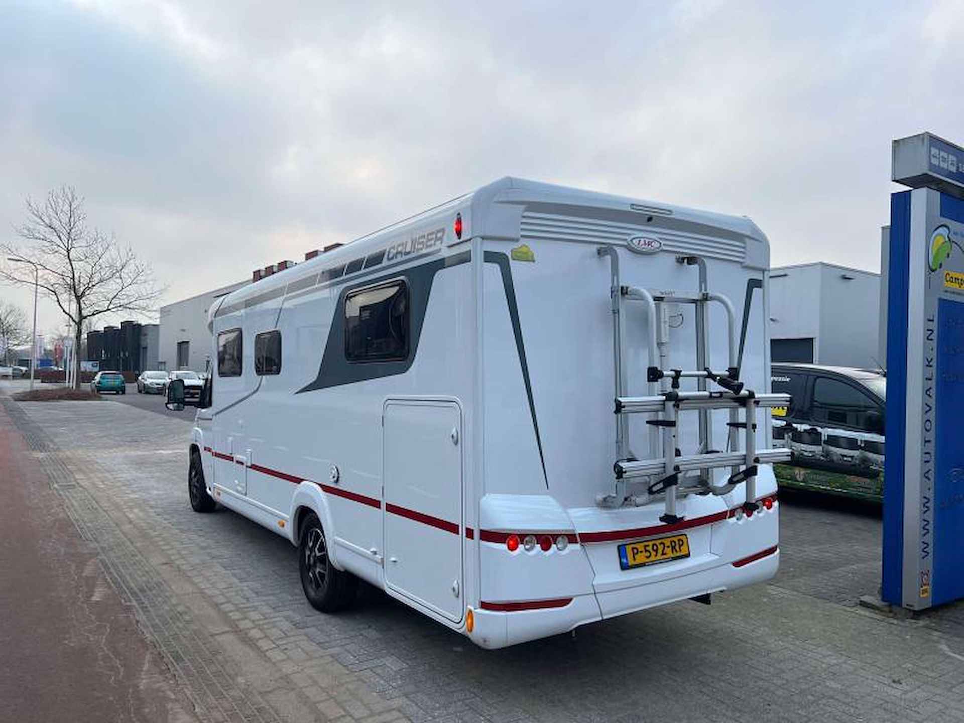 LMC Cruiser T 732 G Zeer compleet - 4/25