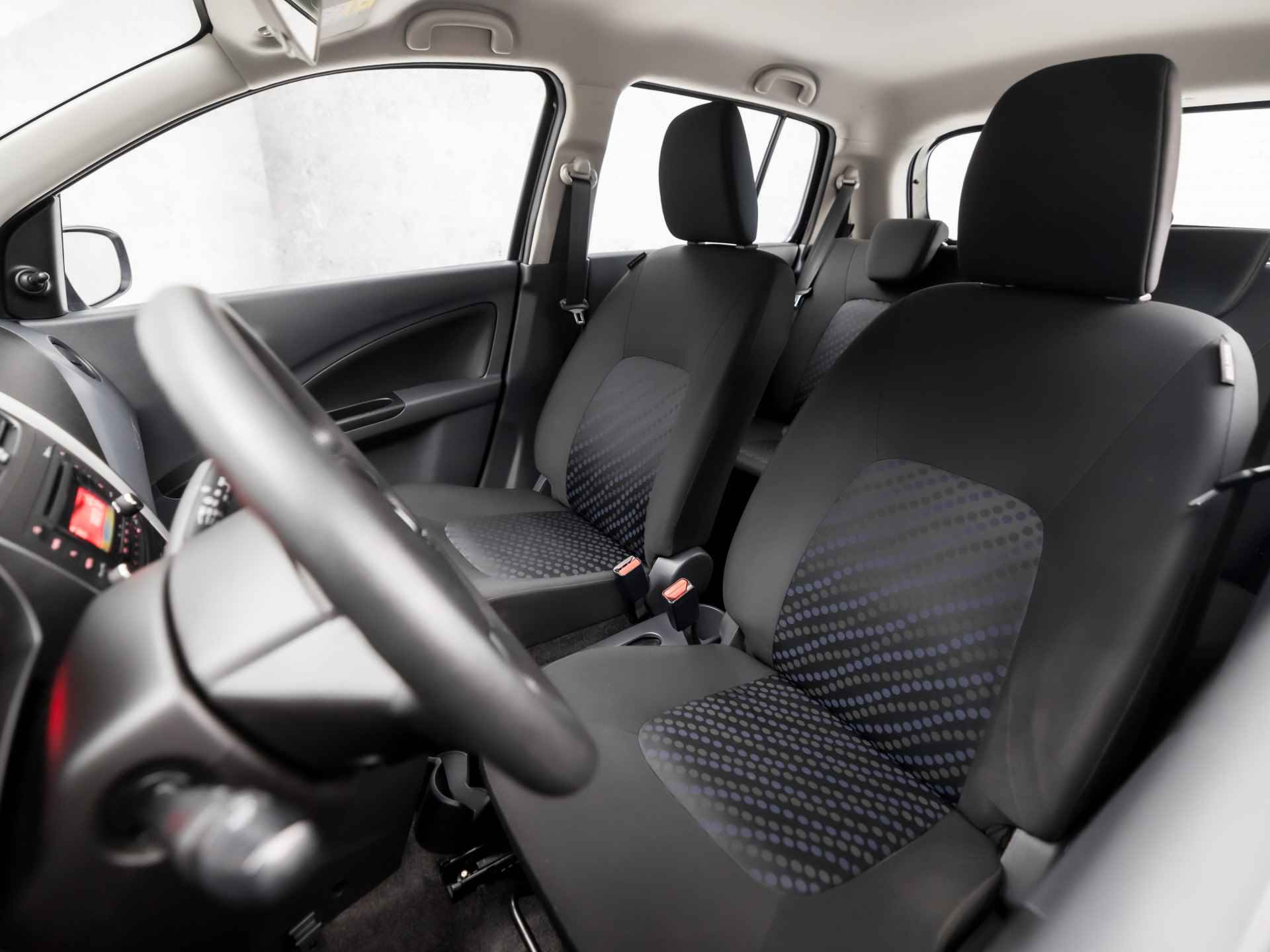 Suzuki Celerio 1.0 Design (AIRCO, BLUETOOTH, ALL SEASON BANDEN, SPORTSTOELEN, ISOFIX, ELEKTRISCH PAKKET, - 10/29