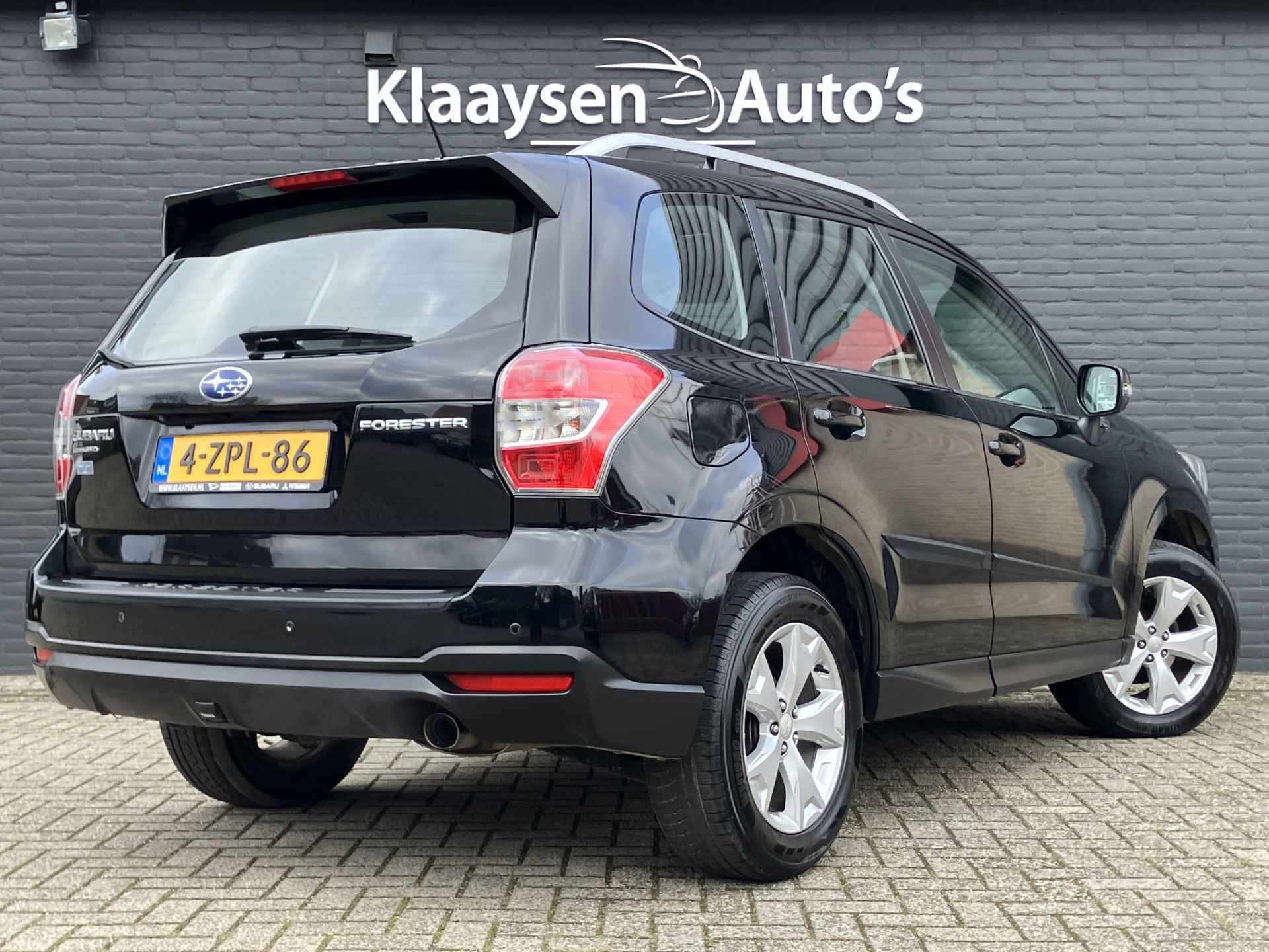 Subaru Forester 2.0 AWD Luxury AUT. | dealer onderhouden | navigatie | cruise control | trekhaak | camera | leder int. - 6/33