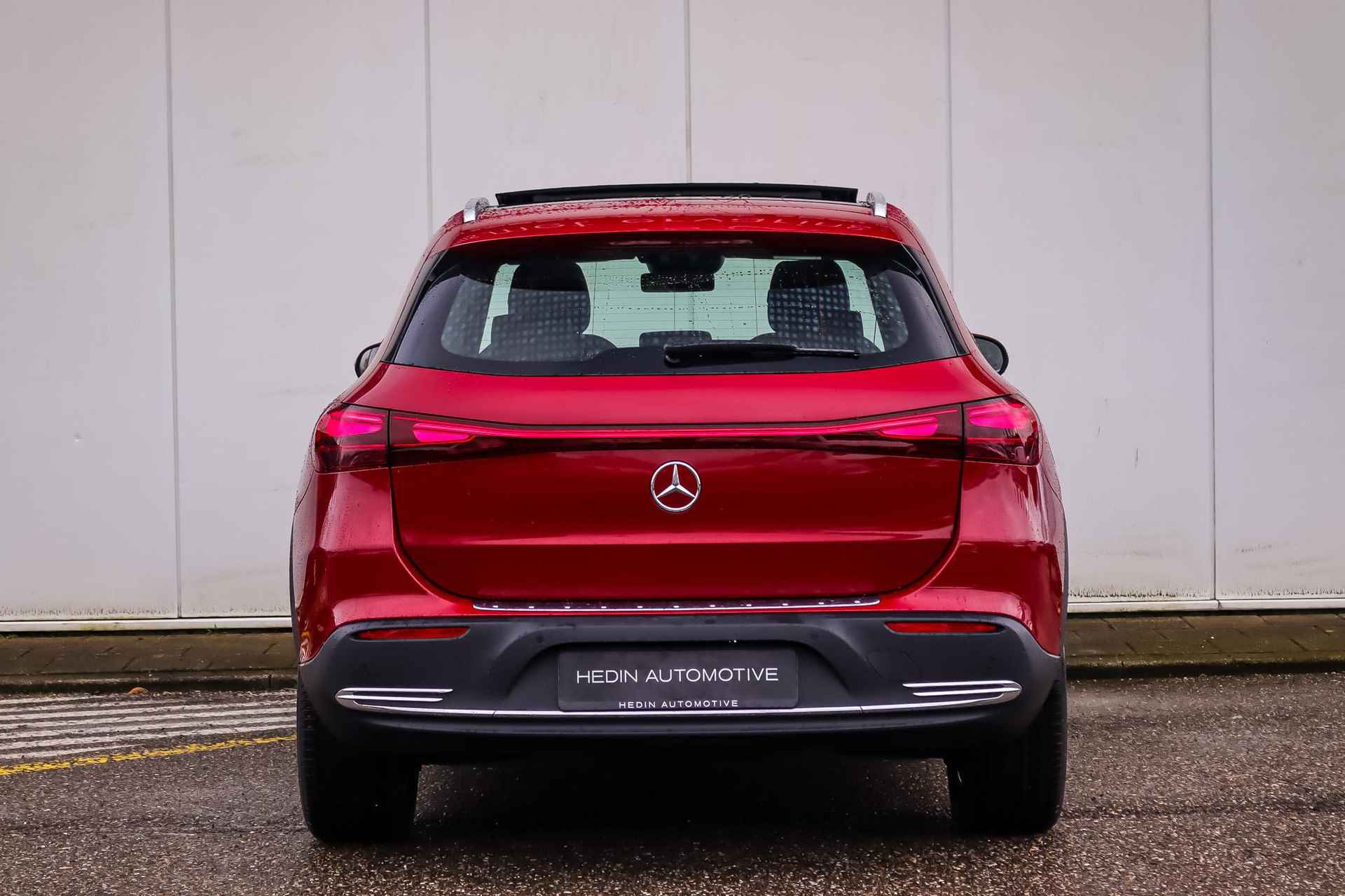 Mercedes-Benz EQA EQA 250+ Luxury Line | MANUFAKTUR | Advanced Plus Pakket | Winterpakket | Panoramadak | LED | Advanced Audio System | Stoelverwarming - 8/40