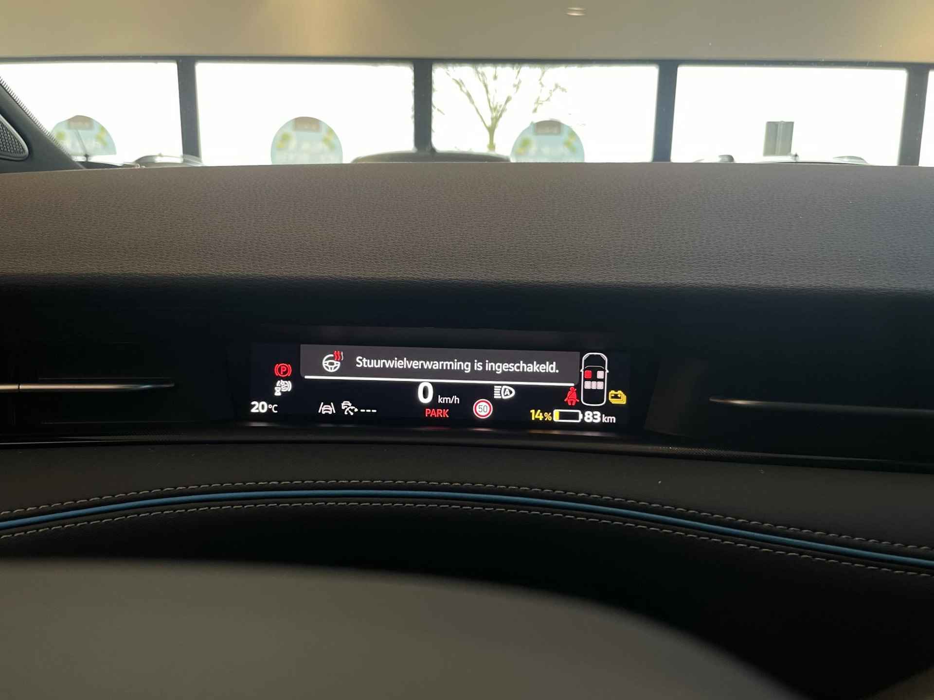 Volkswagen ID.7 Pro Business 77 kWh 286 PK | Apple Carplay | Harman Kardon | 20'' Montreal Velgen | Easy Open & Close | Smart Glass Panoramadak | 360 Camera | Warmtepomp | Sfeerverlichting | Zwenkbare Trekhaak | - 23/32