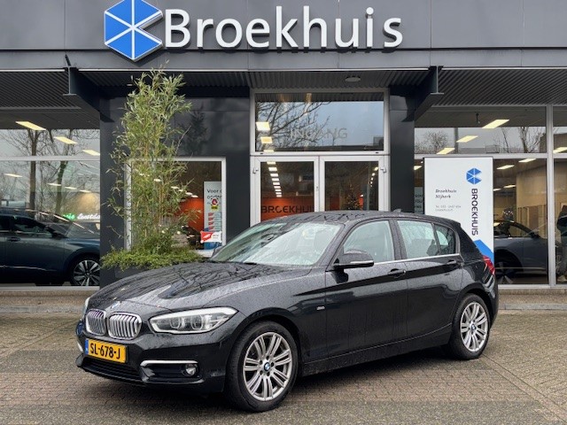 BMW 1-serie 118i Executive Automaat | TREKHAAK | SCHUIFDAK | NAVI | STOELVERWARMING |