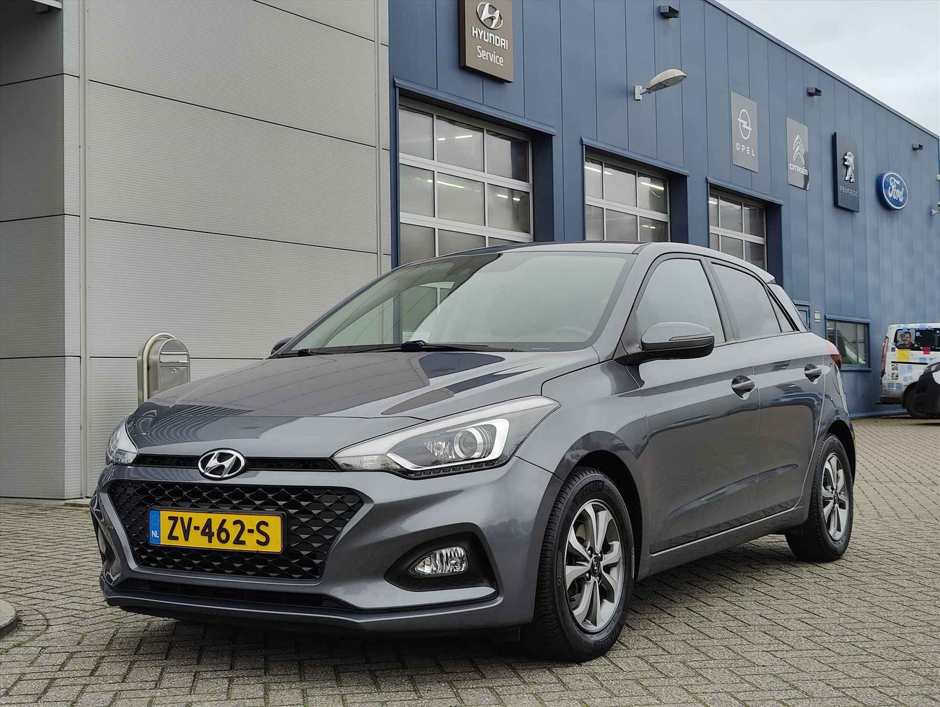 HYUNDAI I20 1.0 T-GDI Blue 100PK Comfort | Cruise Control | Climate Control | Android & Apple Carplay | Camera Achter | Sensoren Achter | - 2/37