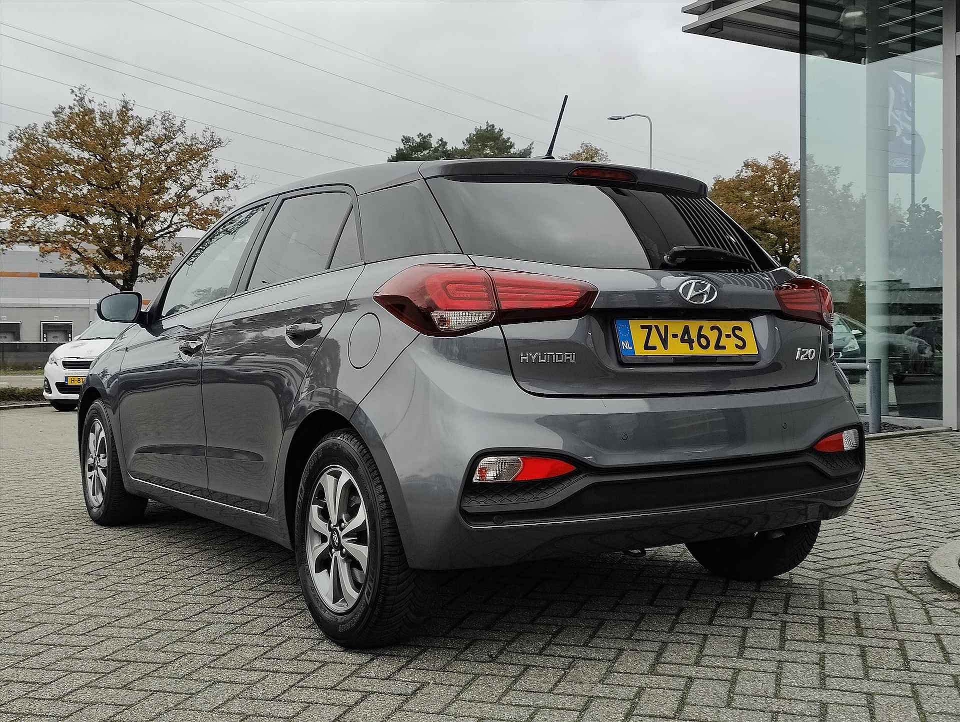 HYUNDAI I20 1.0 T-GDI Blue 100PK Comfort | Cruise Control | Climate Control | Android & Apple Carplay | Camera Achter | Sensoren Achter | - 4/37