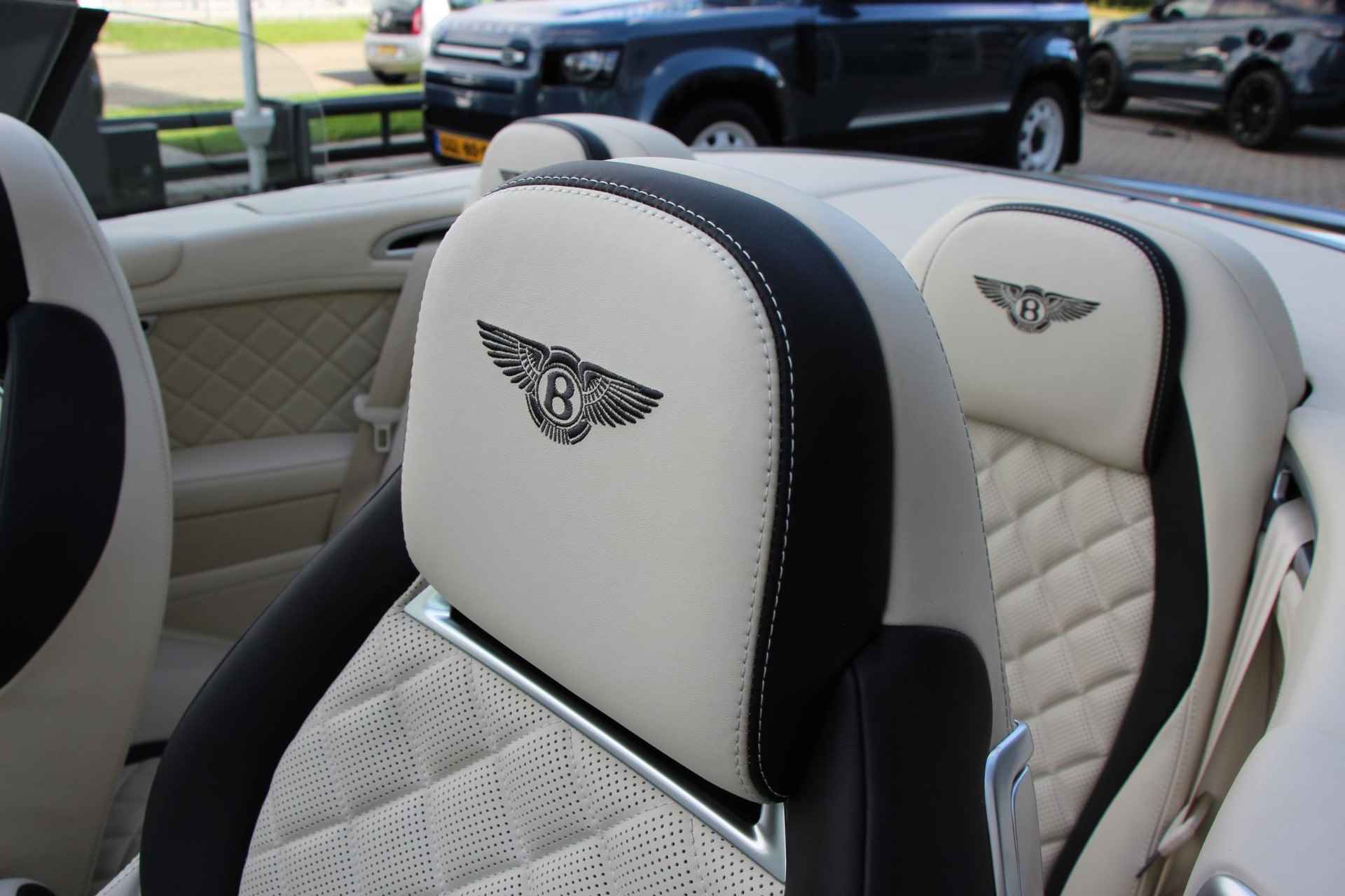 Bentley Continental GTC 4.0 V8 | Massage Stoelen | Stuur verwarmbaar | Breitling uurwerk - 17/37