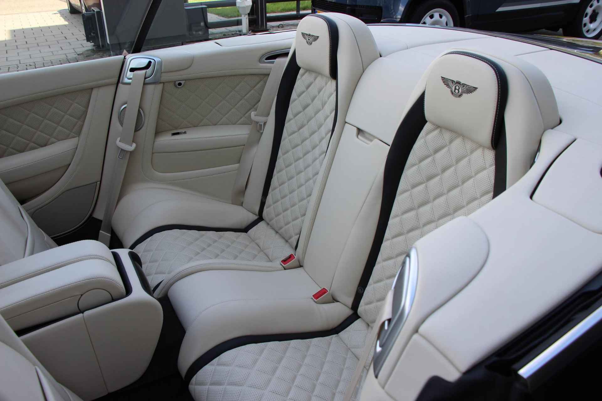 Bentley Continental GTC 4.0 V8 | Massage Stoelen | Stuur verwarmbaar | Breitling uurwerk - 28/37