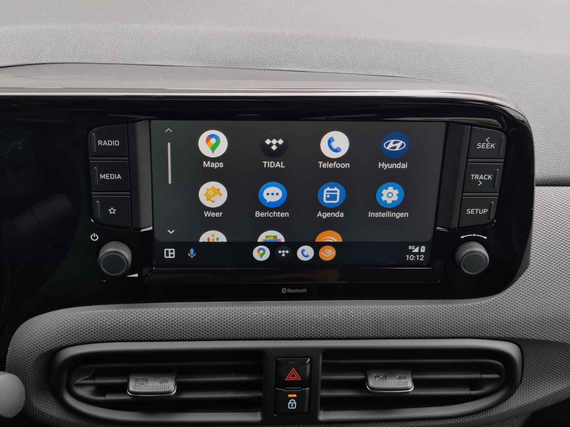 Hyundai i10 1.0 Comfort 5-zits Automaat / Origineel NL / Navigatie via Android Auto/Apple Carplay / - 10/35