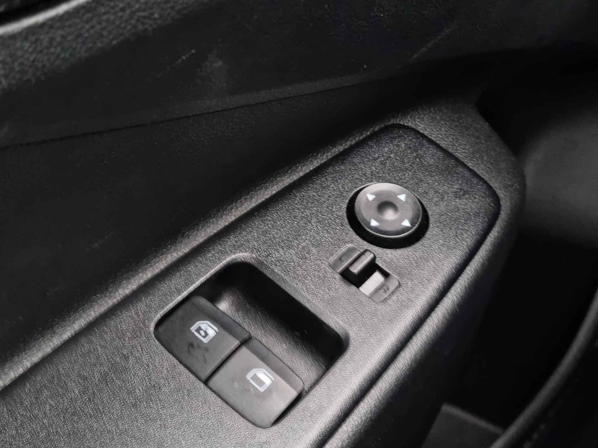 Hyundai i10 1.0 Comfort 5-zits Automaat / Origineel NL / Navigatie via Android Auto/Apple Carplay / - 27/35