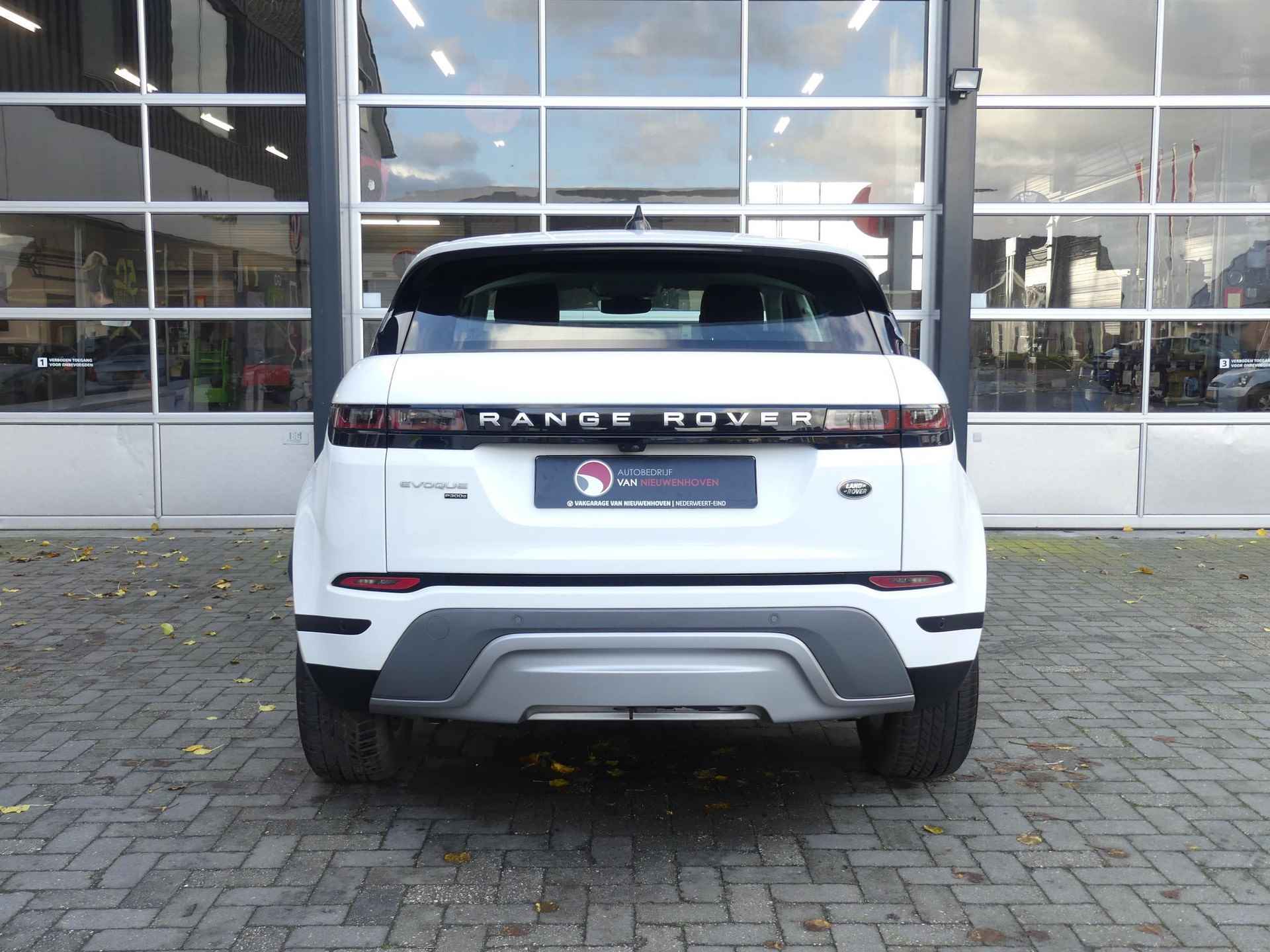 Land Rover Range Rover Evoque 1.5 P300e AWD * 8 jaar garantie - 9/36