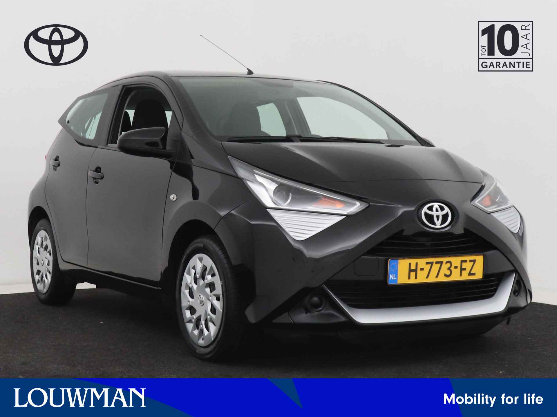 Toyota Aygo 1.0 VVT-i x-play | Camera | Airco | Apple Carplay/Android Auto |