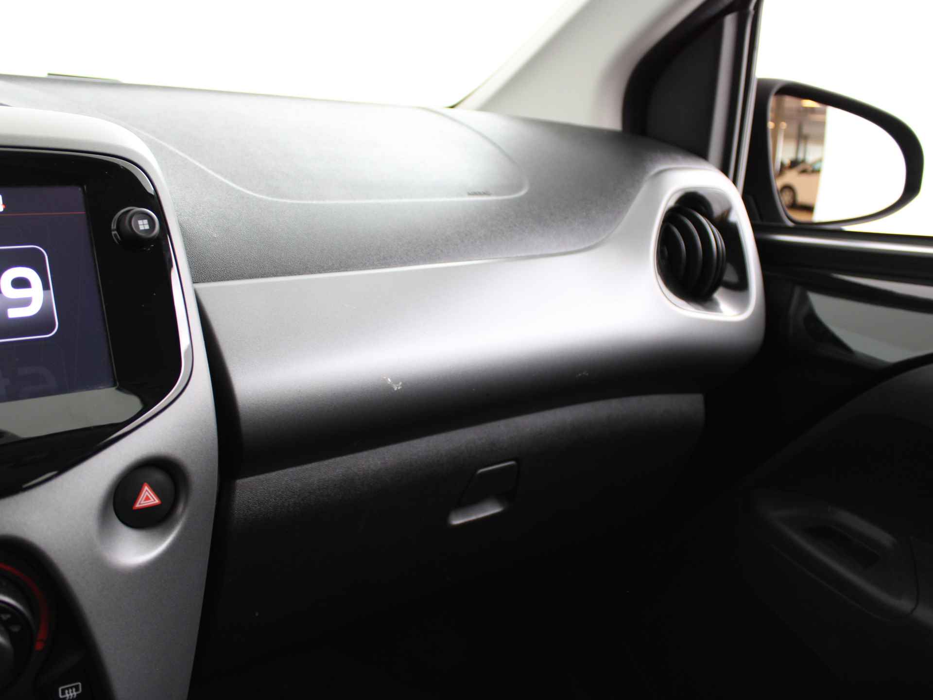 Toyota Aygo 1.0 VVT-i x-play | Camera | Airco | Apple Carplay/Android Auto | - 10/39