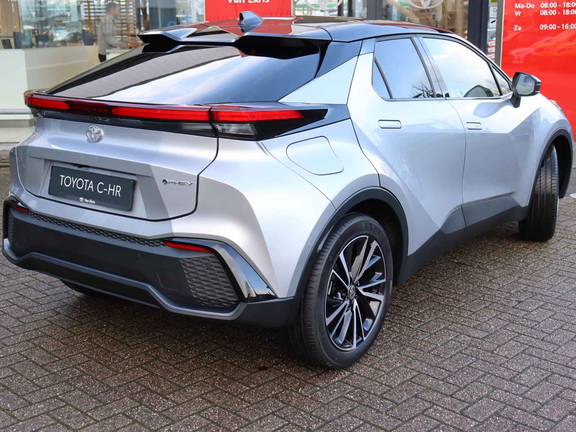 Toyota C-HR 2.0 Plug-in Hybrid 220 Executive, Next Gen Pack , NIEUW, Uit voorraad leverbaar - 2/40