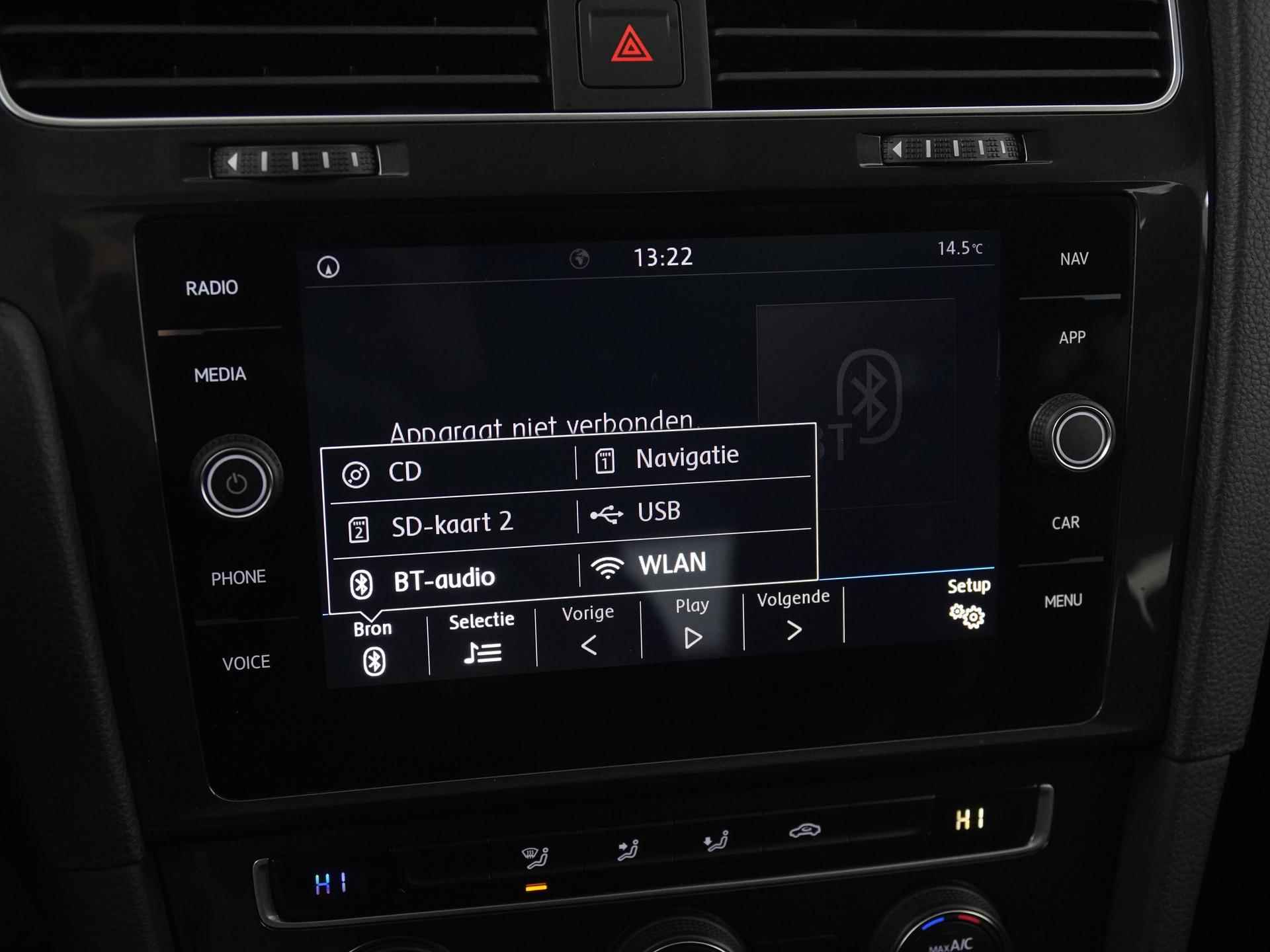 Volkswagen Golf 1.0 TSI Comfortline | Navigatie | Apple Carplay | Adapt Cruise | Zondag Open! - 14/33