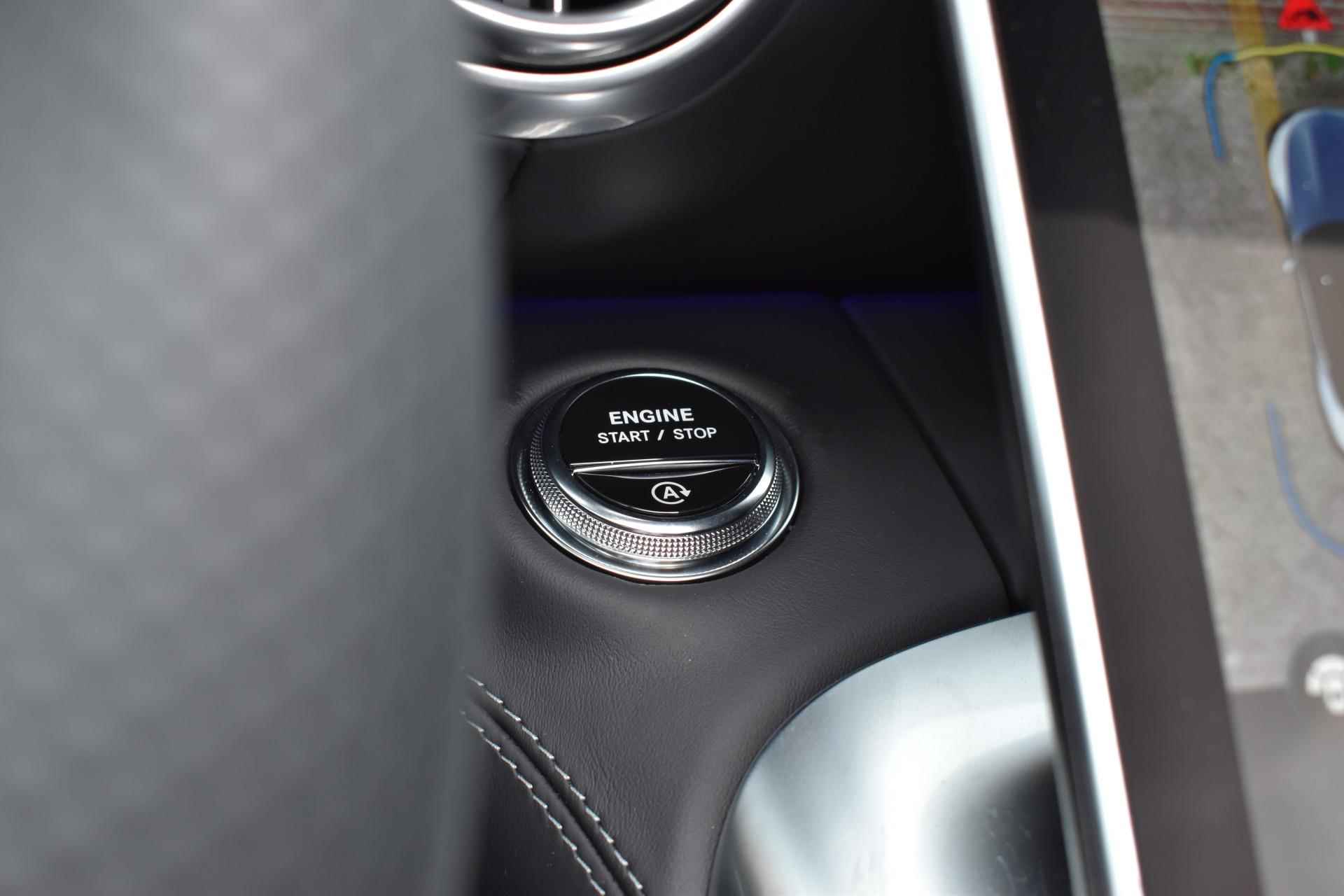 Mercedes-Benz SL 55 AMG Roadster 4MATIC+ AMG / 360Graden-Camera / Stoelverwarming / Stoelverkoeling / Memory-Stoelen / Headup-Display / Burmester / - 28/47