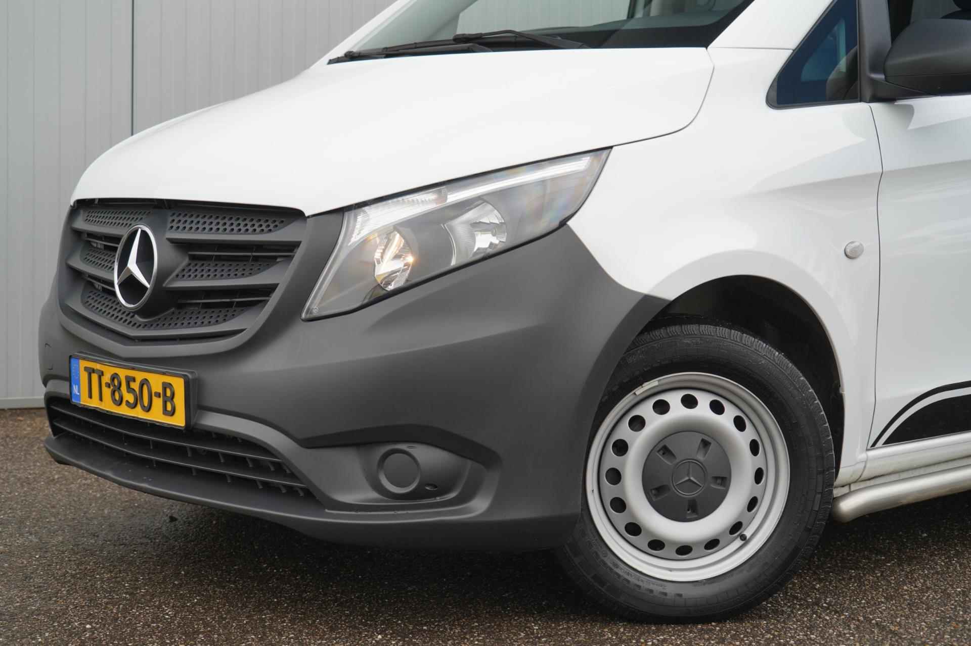 Mercedes-Benz Vito Tourer 109 BlueTEC Base Extra Lang / 9 Persoons / 30dkm NAP / Airco / Trekhaak / Ex. BTW & BPM - 24/37