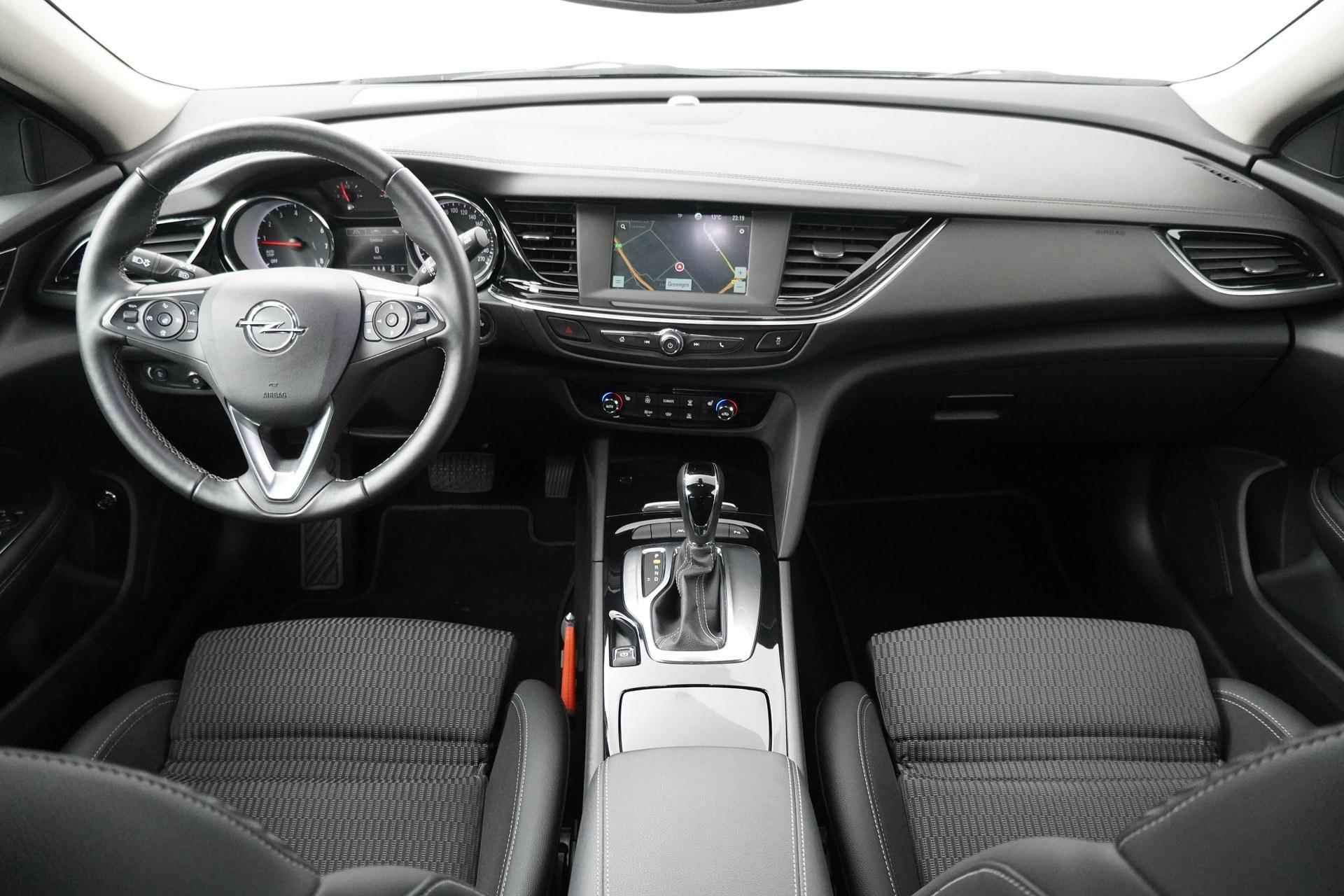 Opel Insignia Sports Tourer 1.5 Turbo 165PK INNOVATION Aut. | Navi | Camera | Stoel/stuurverw. | AGR-Stoelen | El. klep | LED | PDC V+A | LMV 17inch | Trekhaak - 6/20