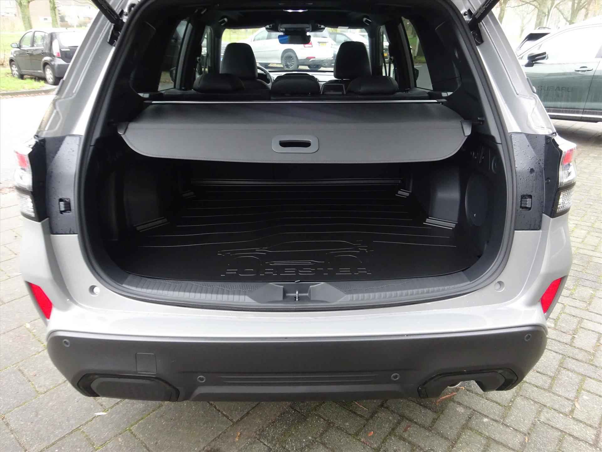 Subaru Forester Premium E-BOXER Modeljaar 2025 nu in de showroom! - 12/59