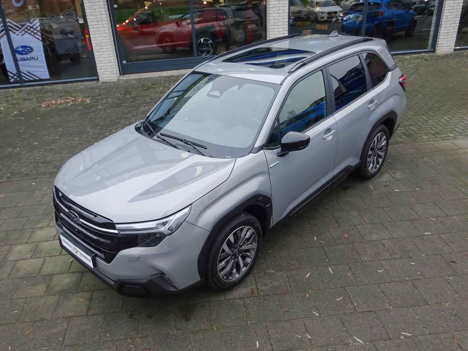 Subaru Forester Premium E-BOXER Modeljaar 2025 nu in de showroom! - 56/59