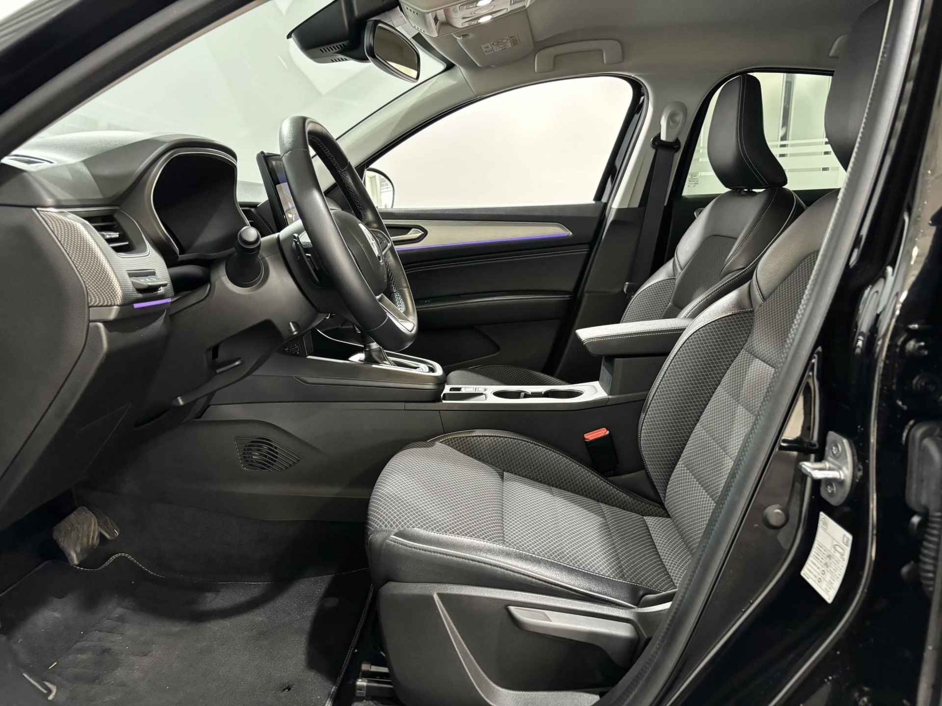 Renault Arkana 1.3 - 160PK MHEV Techno Automaat | 1e eigenaar | Full LED | Privacy Glass | Cruise Control | Climate Control | Lichtmetalen Velgen | Apple CarPlay/Android Auto | - 14/35