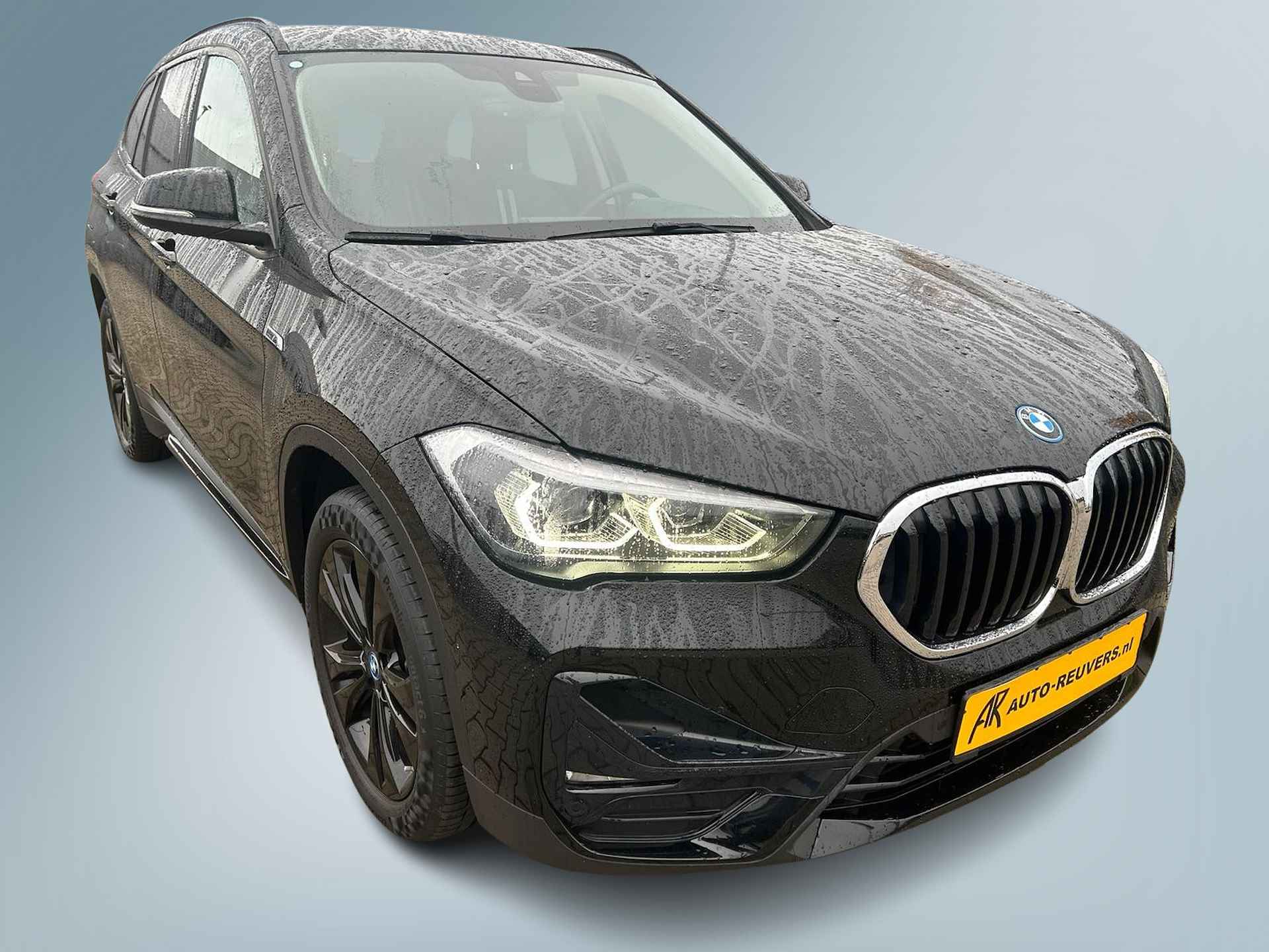 BMW X1 xDrive25e Sport Line / LED / Navi / Cruisecontrol - 5/9