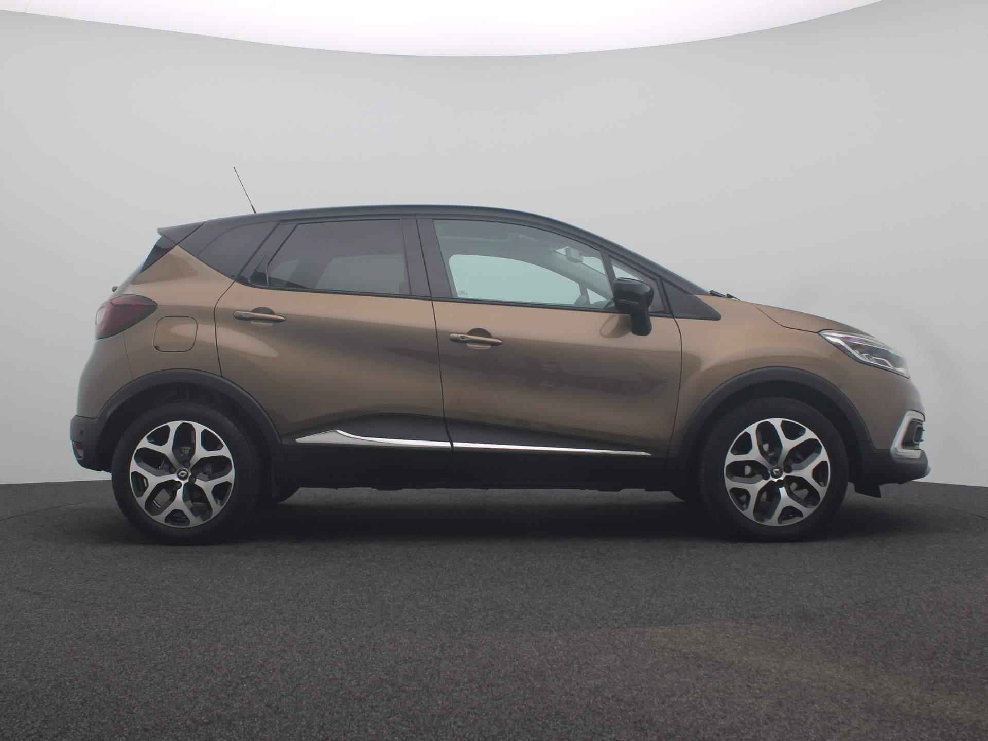 Renault Captur 0.9 TCe 90 Intens | Panoramadak | Parkeercamera | Trekhaak | Navigatie | - 6/40