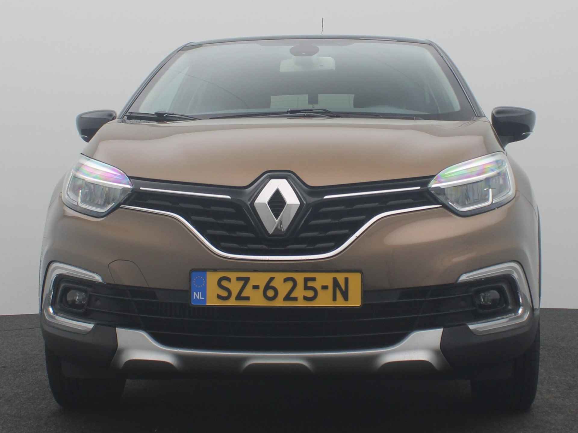 Renault Captur 0.9 TCe 90 Intens | Panoramadak | Parkeercamera | Trekhaak | Navigatie | - 8/40